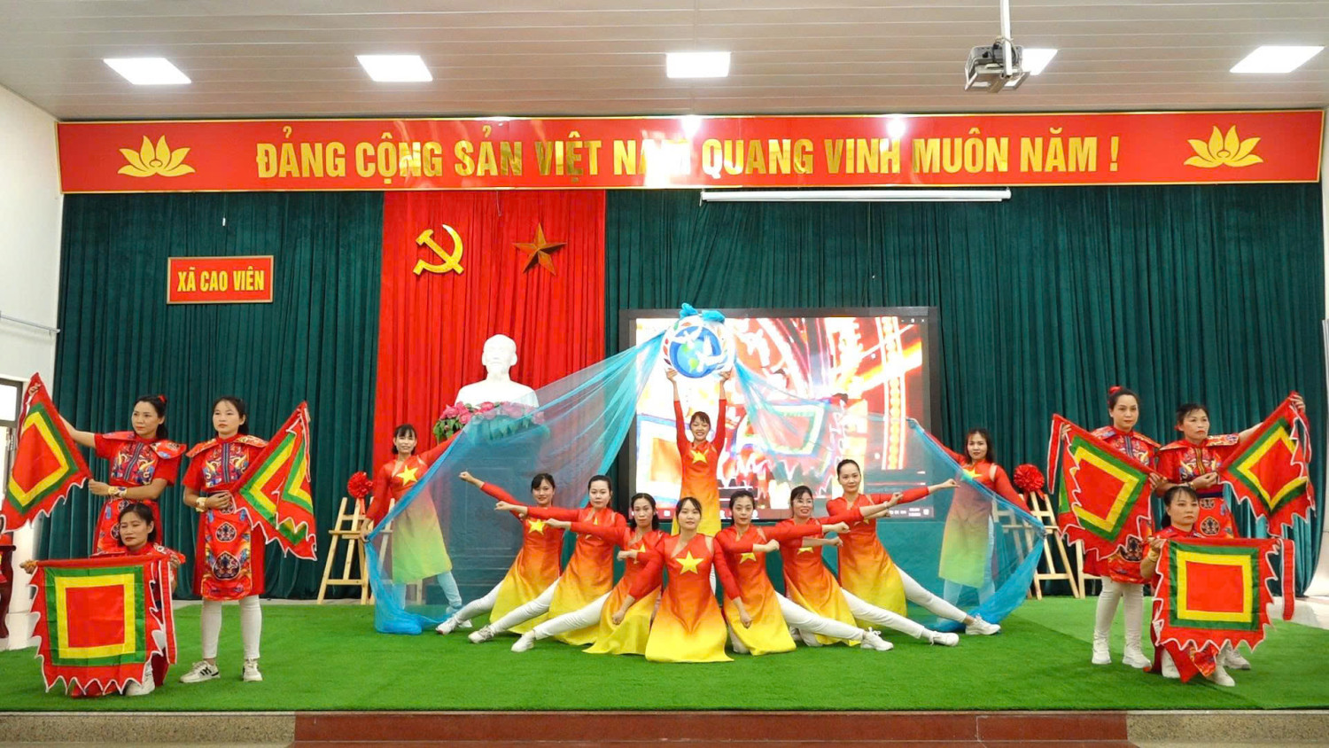 gen h z6651491685385 c276ce6496a61fb8df89bc6d5a953ee1