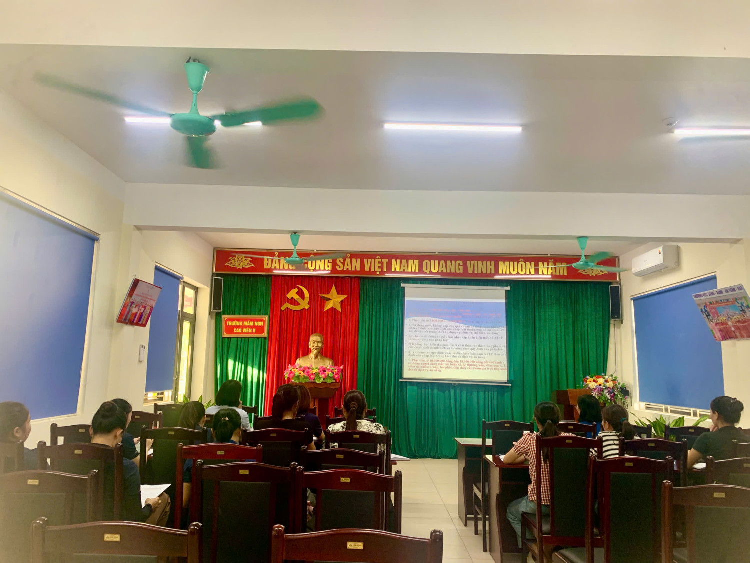 z7125769598780 a970eb012ff9ad8293459ba0bfbae59a