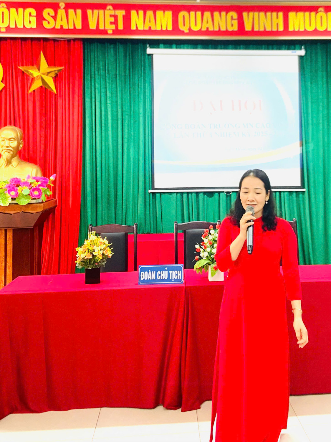 gen h z7285313748732 340488f81bc86bffa204a0c39ad0a619